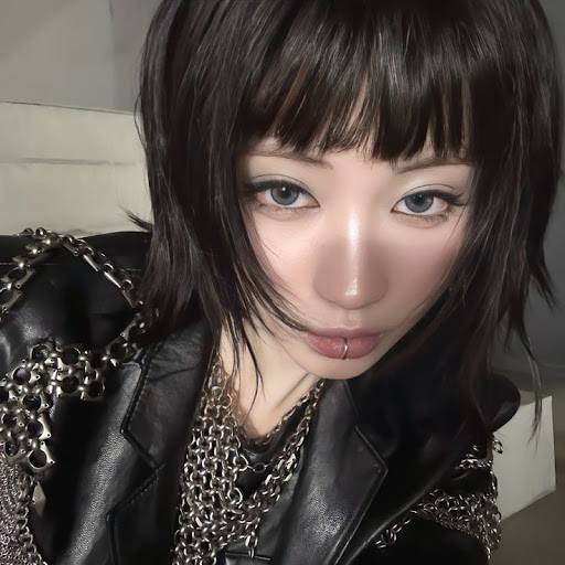 Post from ジュン - YouTube