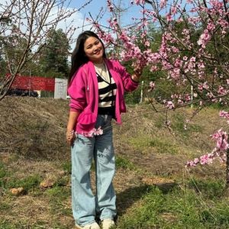 小雨妹和石包子