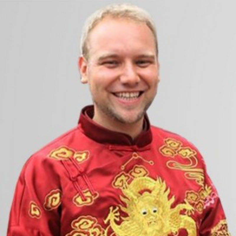 CZAS NA CHINY Damian Chen