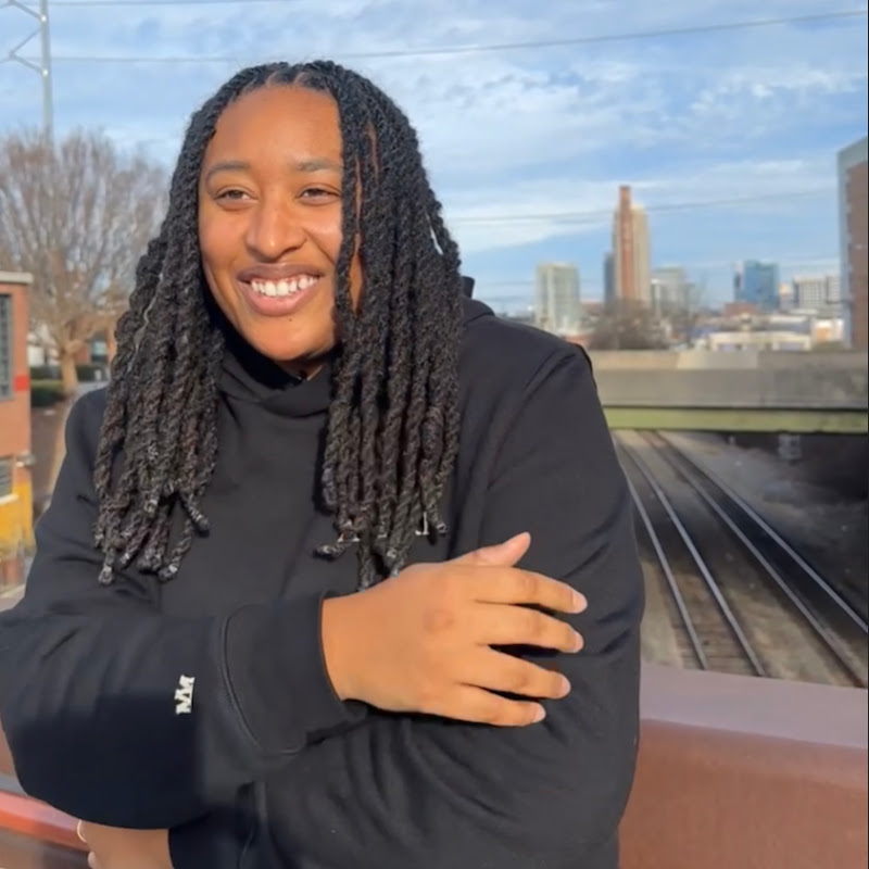 Symoné B. Tech Logo