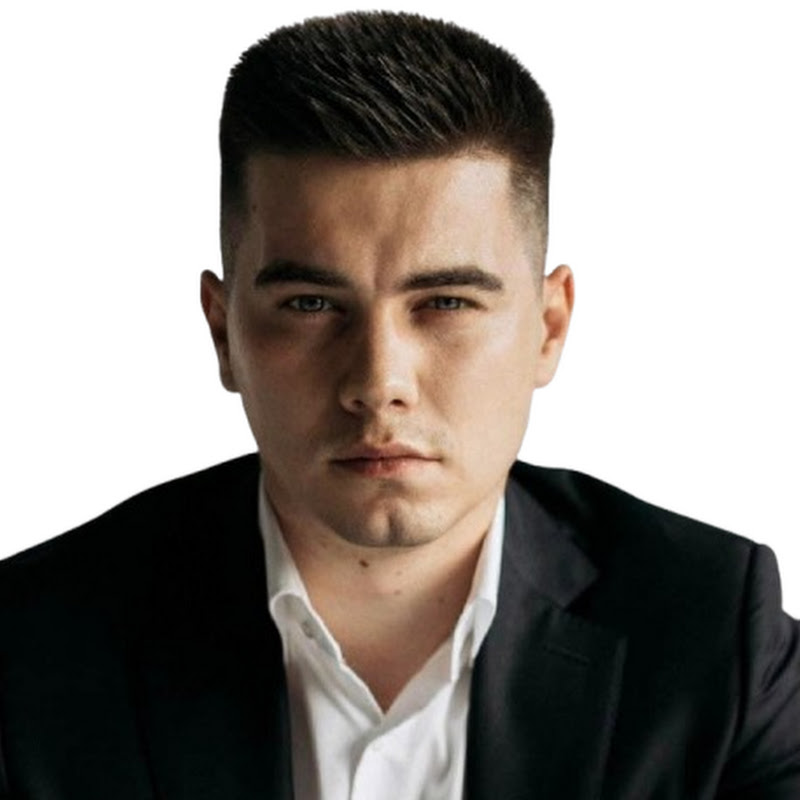 Александр Лазарев