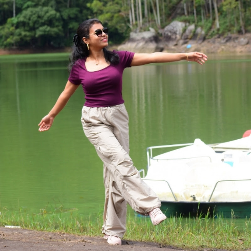 Live Simply with Moumita