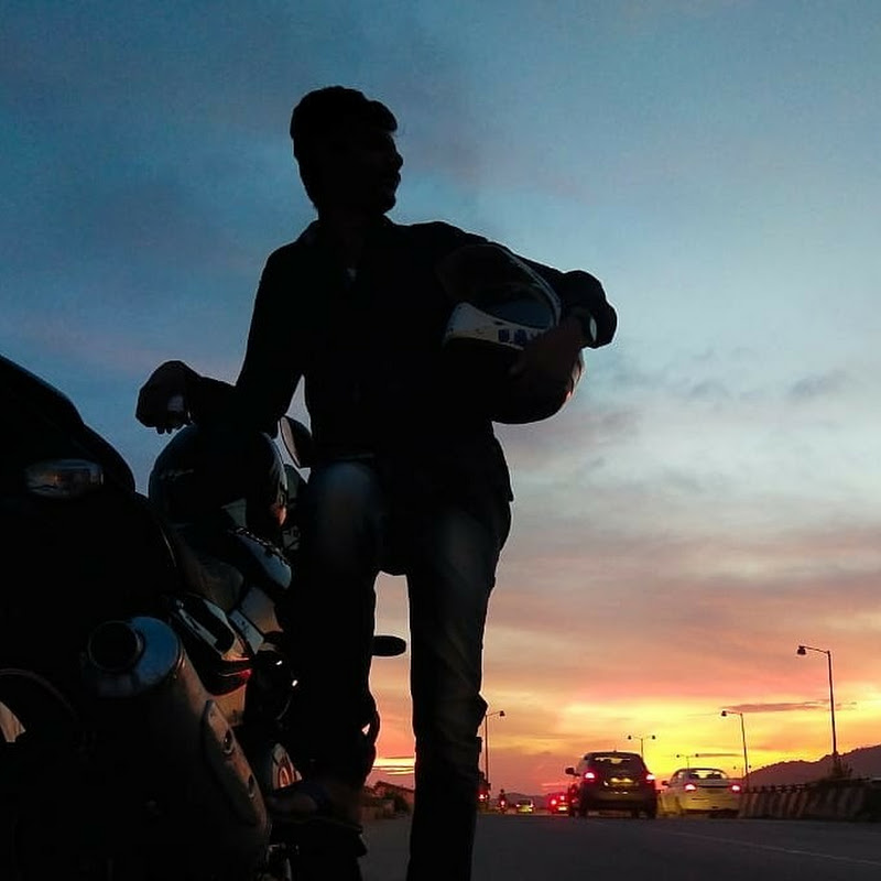 Roam with Ravish