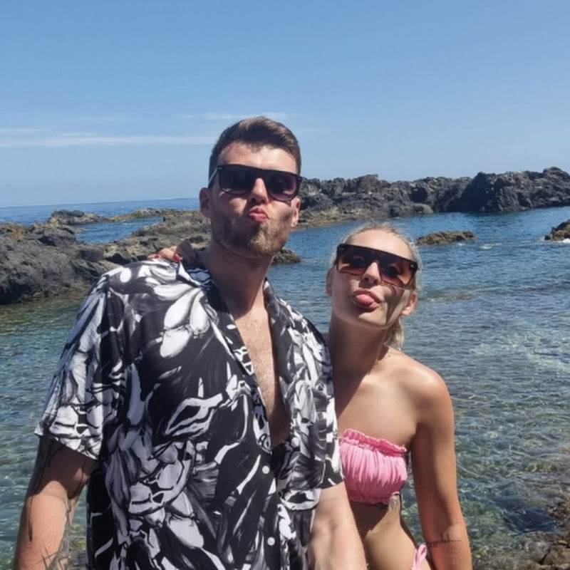 Artystka i Inżynier w Podróży