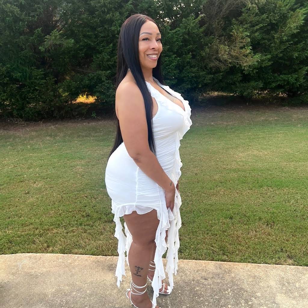 K.LaLaREACTS - YouTube