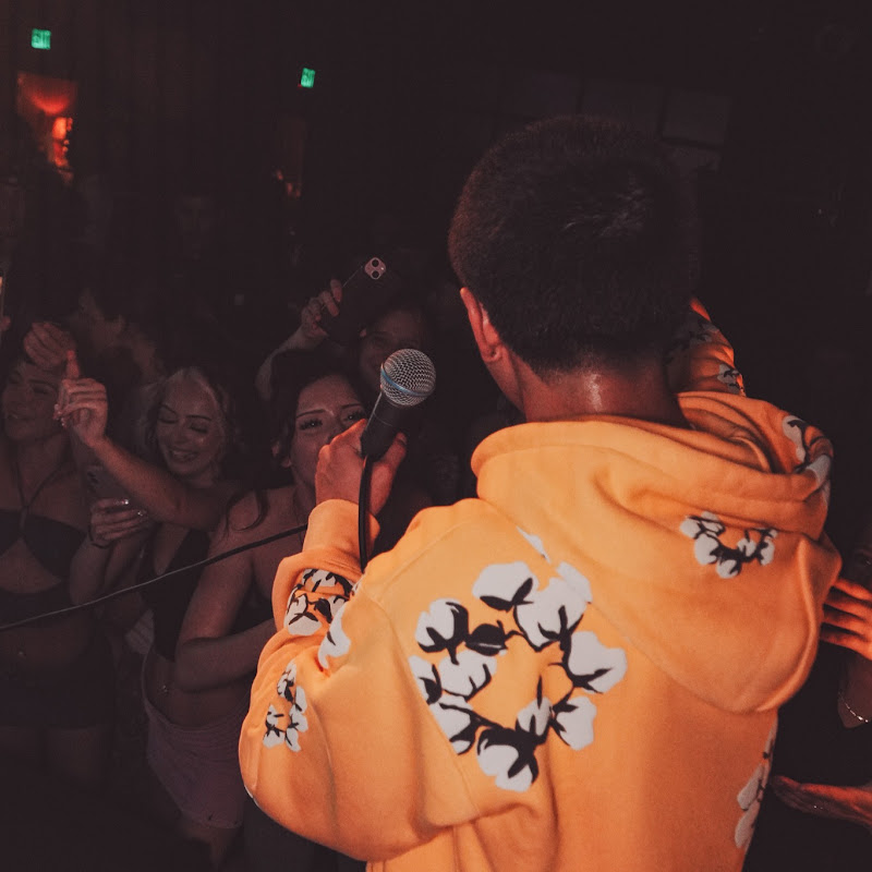 ososuckak @ososuckak | Thizzler