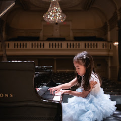 Izzy Piano Music 