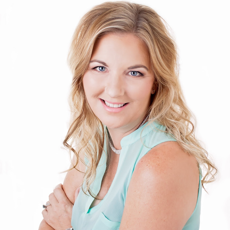 Gwen Miriani, Chandler Realtor