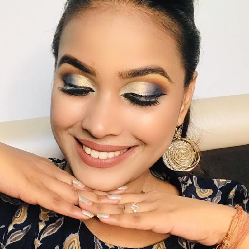 Vaishali Agarwal makeup studio