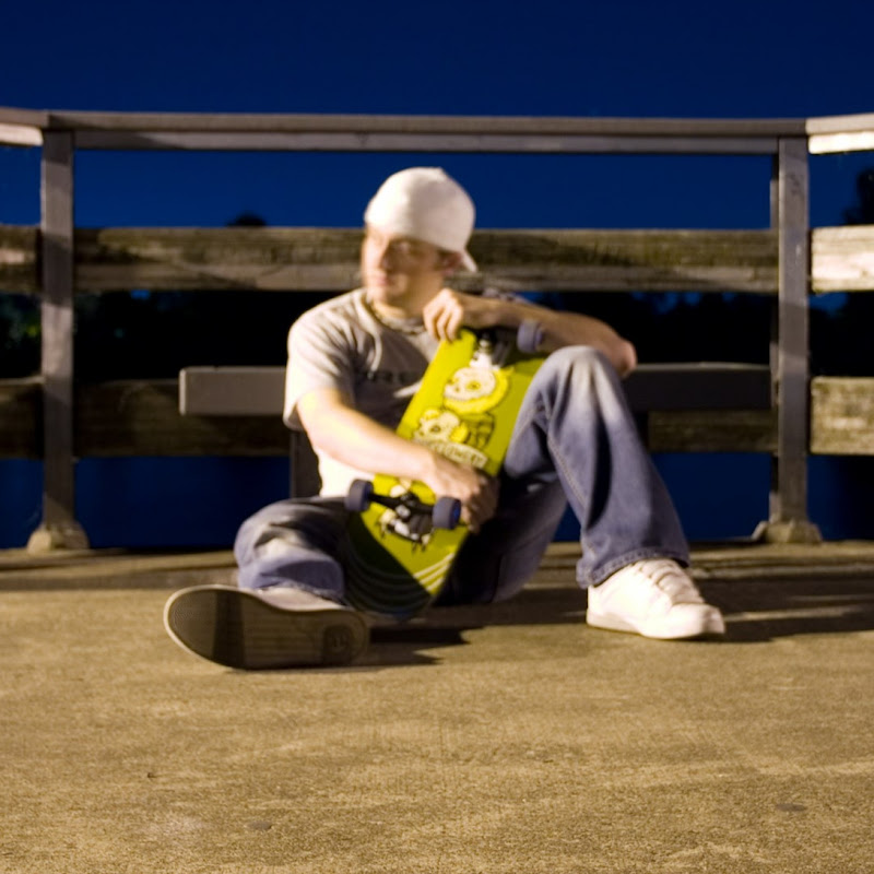 dmg - (formerly Definitive Mac Upgrade Guide) Logo