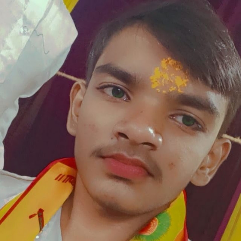 Indian vlogger piyush