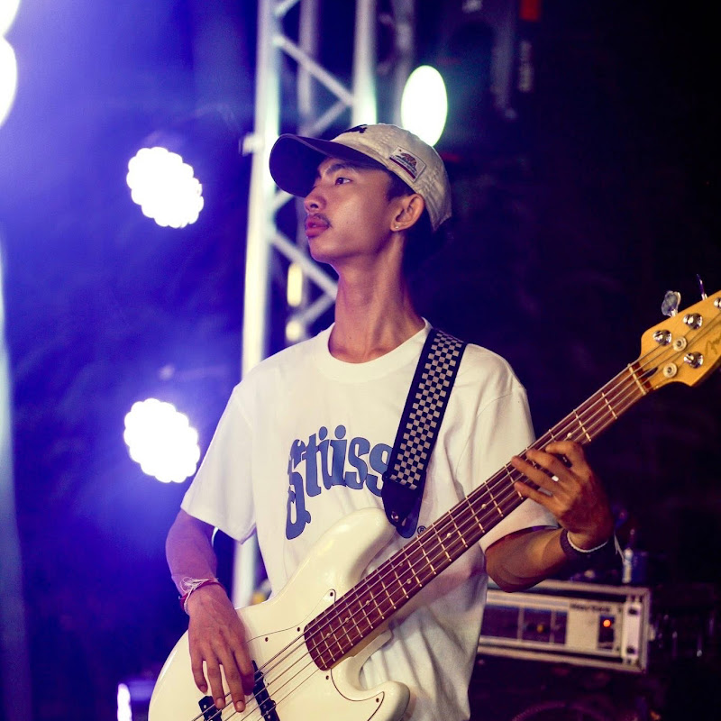 ໄວລຸ້ນ ອິນດີ້ Studio