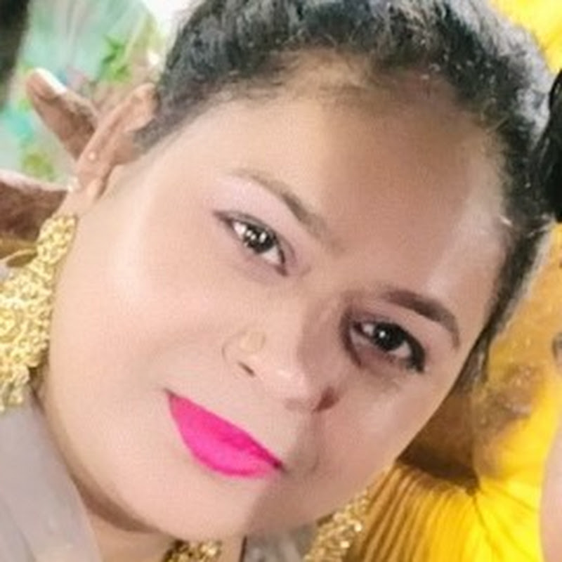 SHAYNA khan daily vlogs