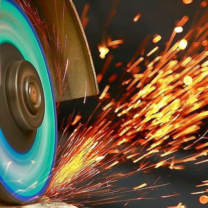 Александр М. Брест Logo