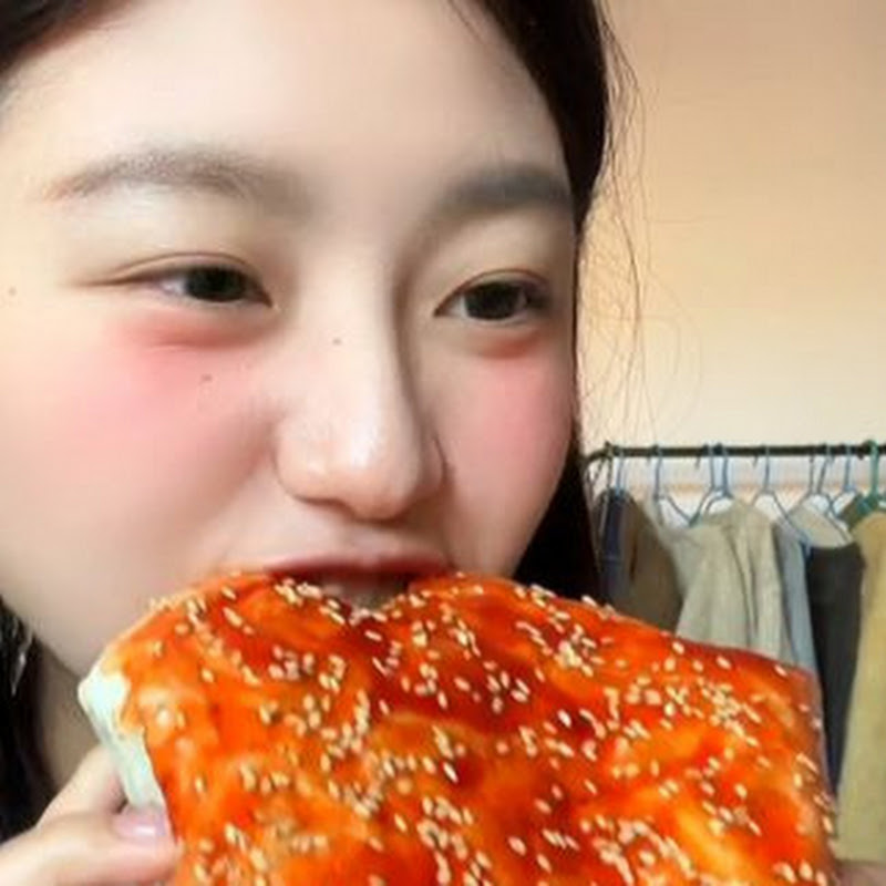 Miss Chang is hungry