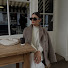 qjh_6ewYmQI-channel-avatar-Amy Beth van der Lowen