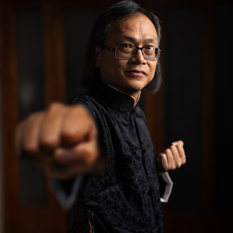 梁錦祥工作室 Logo