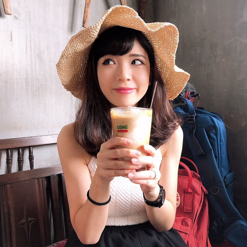 阿湯湯 - 世界爬透透 Logo