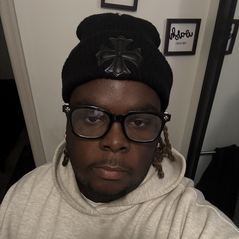 King Dee Vlogs