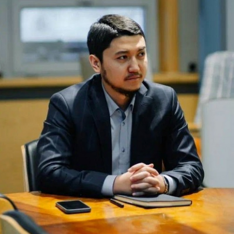 Жумабек Абенов - про ДЕНЬГИ💰 и БИЗНЕС Logo