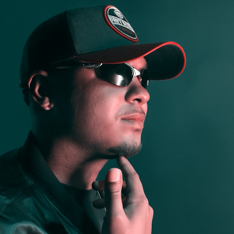 DJ Esparki