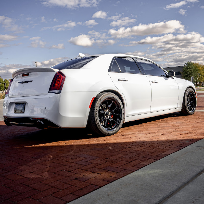 300 C Me