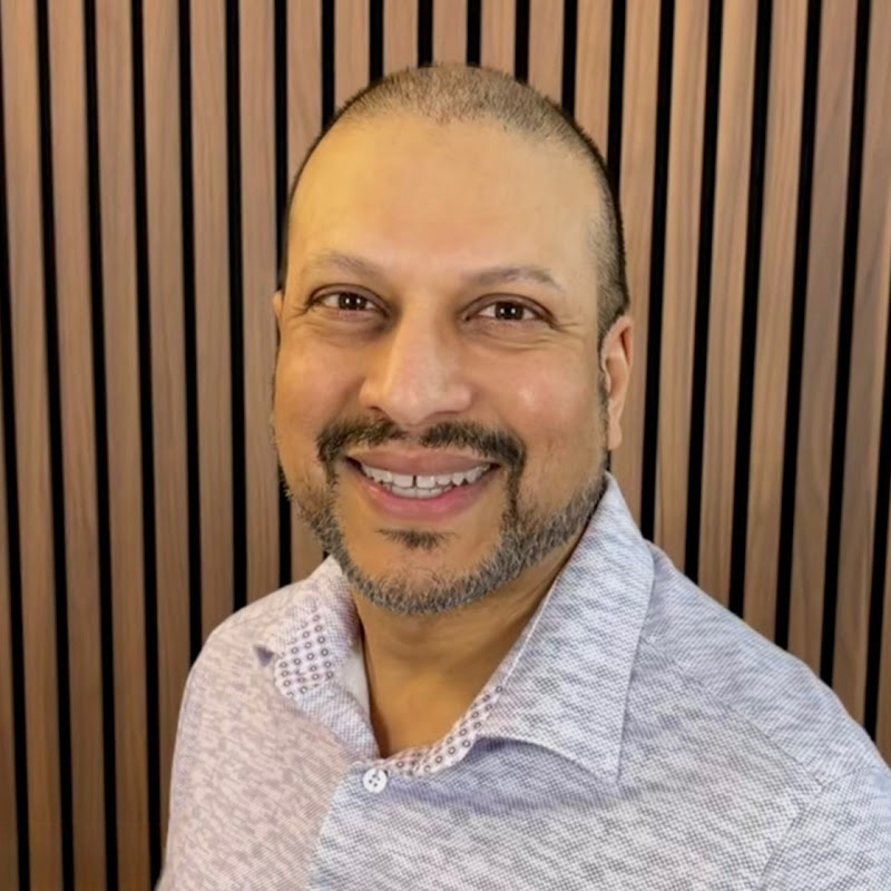 Rajistics - data science, AI, and machine learning Logo