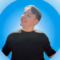 Derek Ramírez