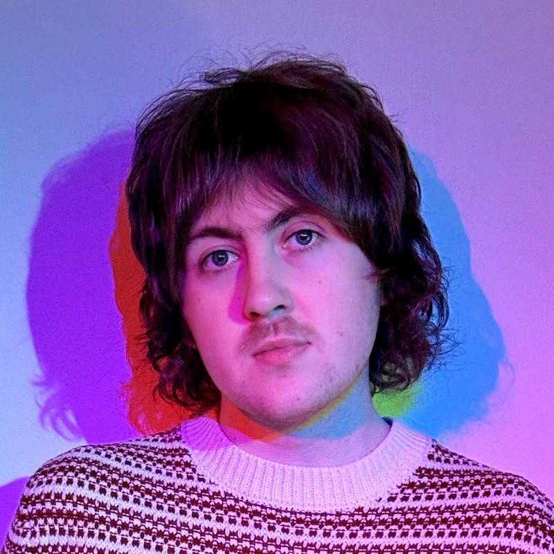 Ollie Saunders