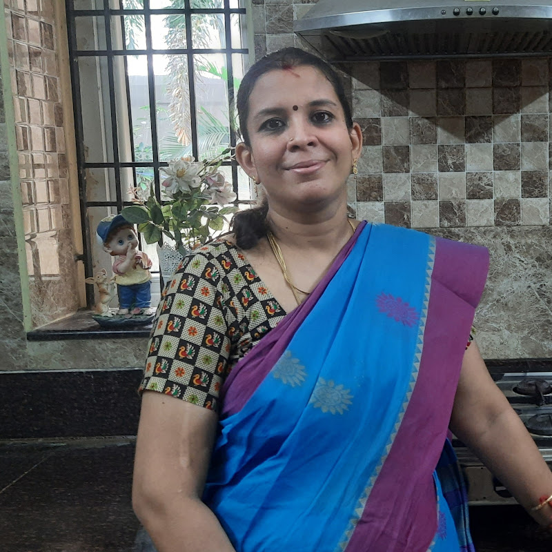 Meena's Adupangarai