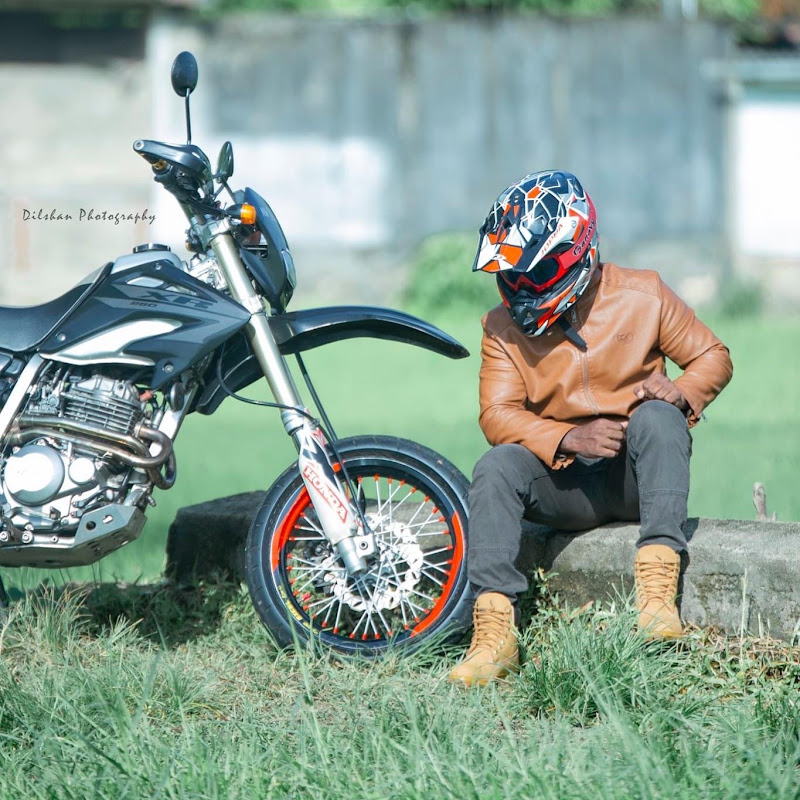 Era Travel boy
