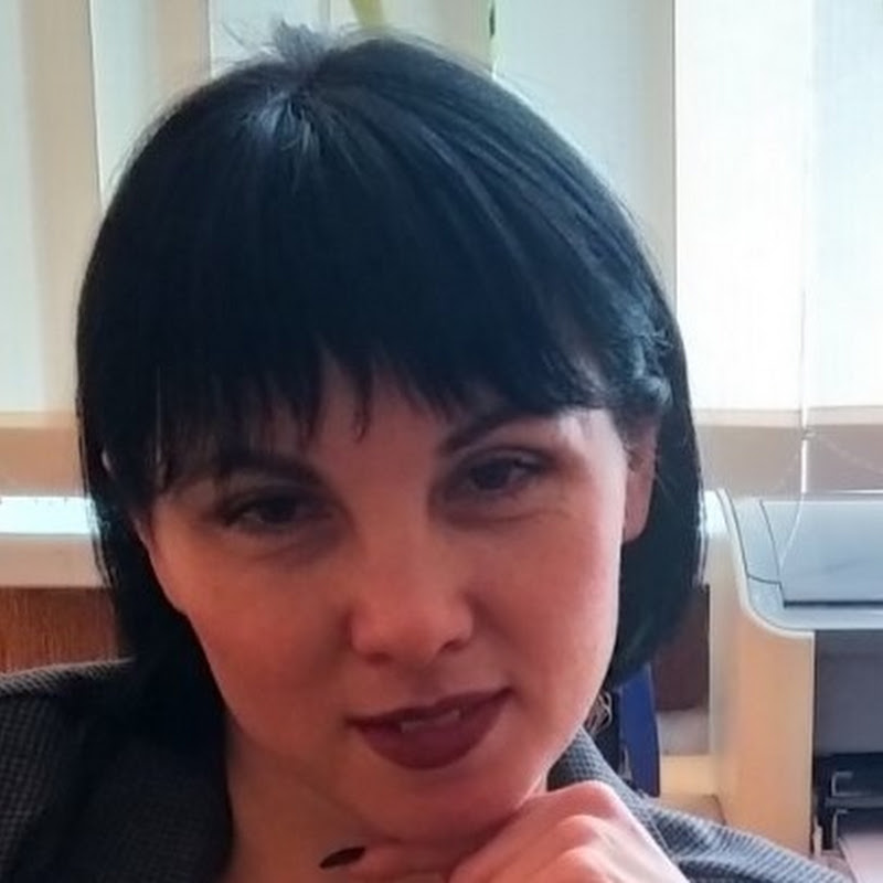 Історія на Easy