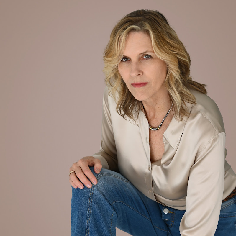 Jennifer Warren