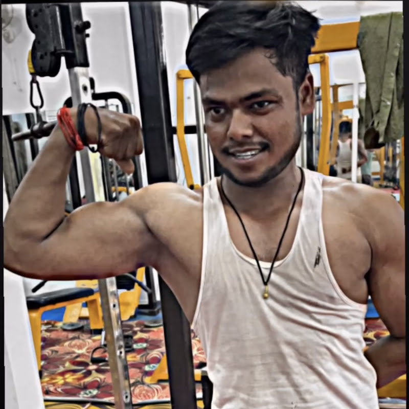  Body Builder Roy