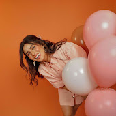 Sazan Hendrix