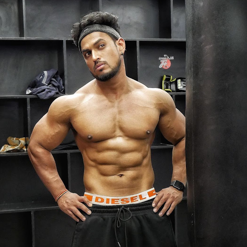 Ravifitness 07