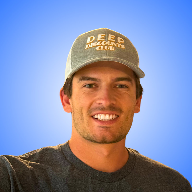 Hire Deep Discounts Club — Tech & Science YouTube creator for sponsorships