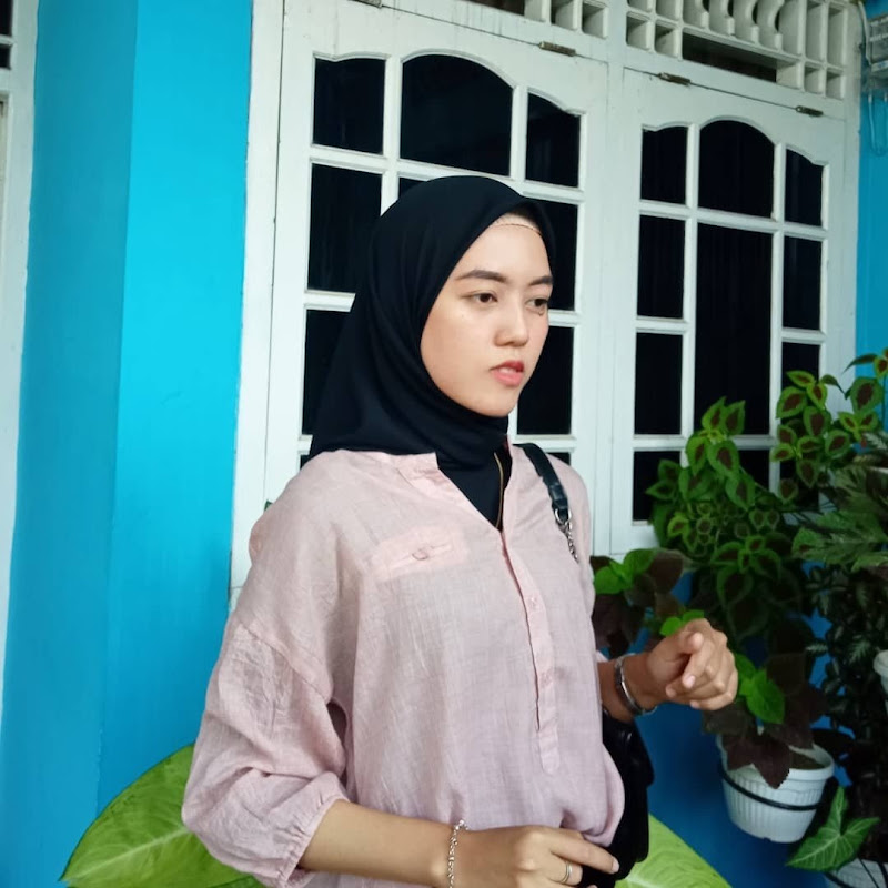 DWI AYU ULFA
