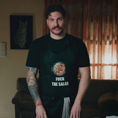 Λίγο μαγειρική , πολύ μουστάκι 