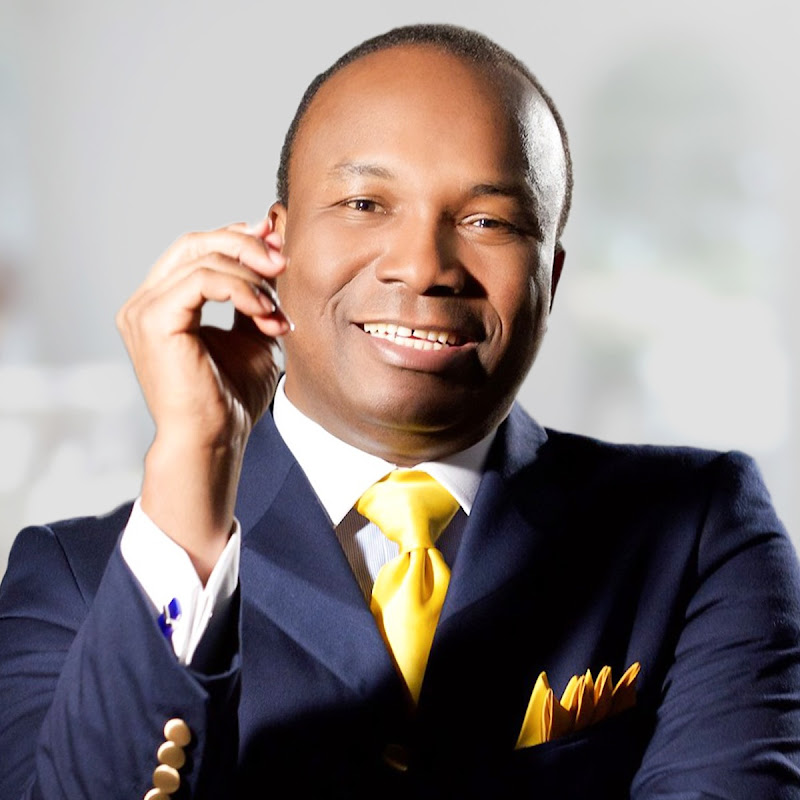 Dr. Sunday Adelaja icon