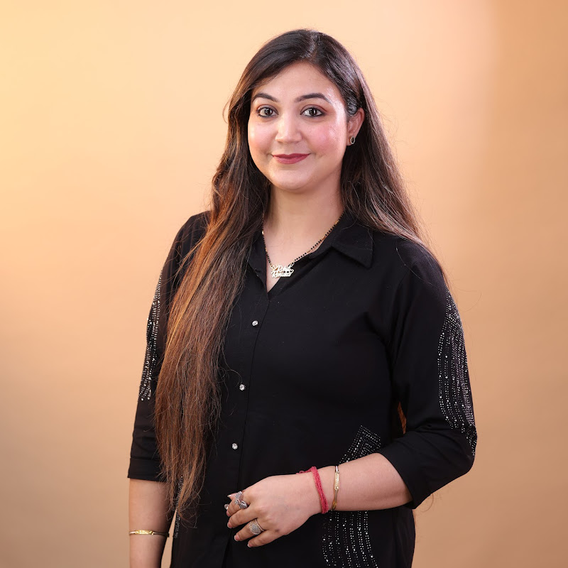 Renuka Rajput ( Professional makeup artist )