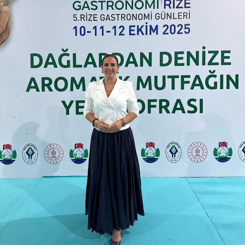 Dilek Ekşi