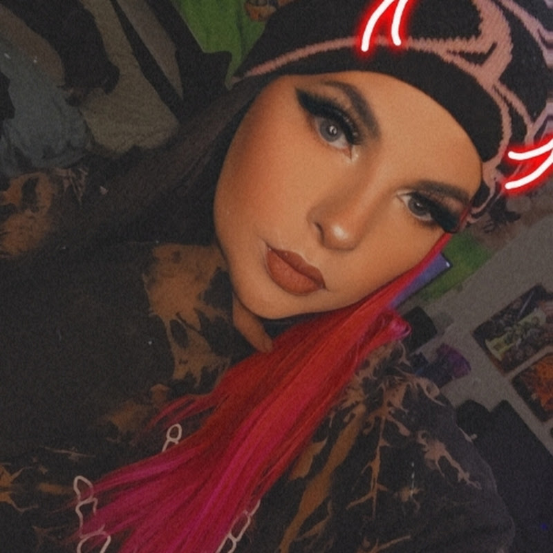 livindeadgurll87