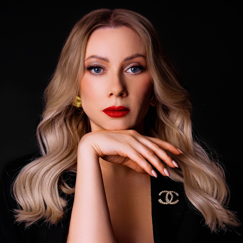 О тебе с Лорой Штерн  Logo