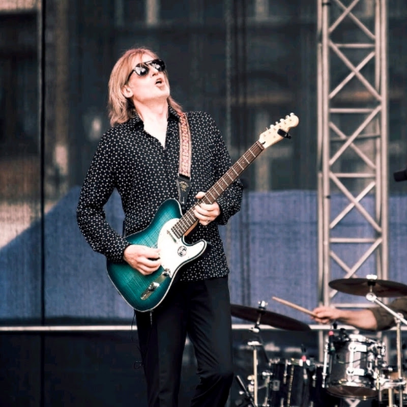 Alexander Dolgov Trio ☮️