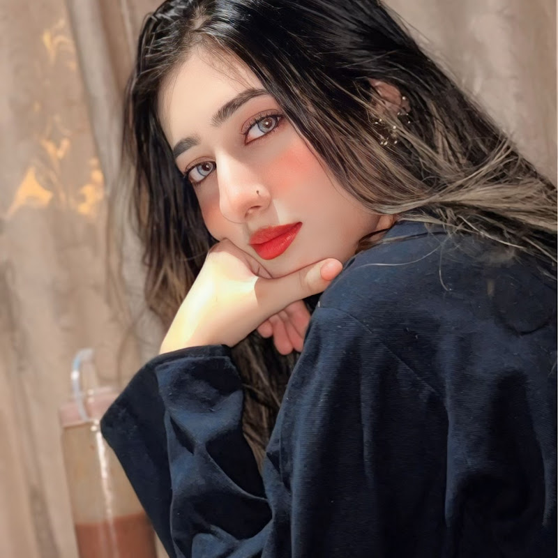 MeenuPirzada 