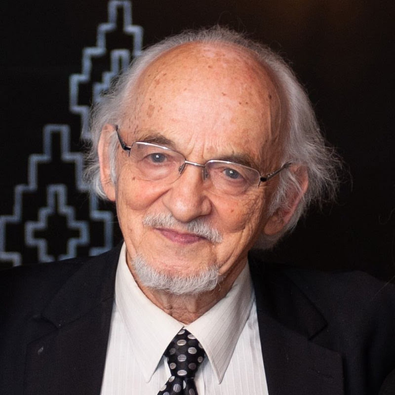 Нутрициология с профессором Дадали Logo