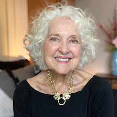 Life With Sandra Hart net worth