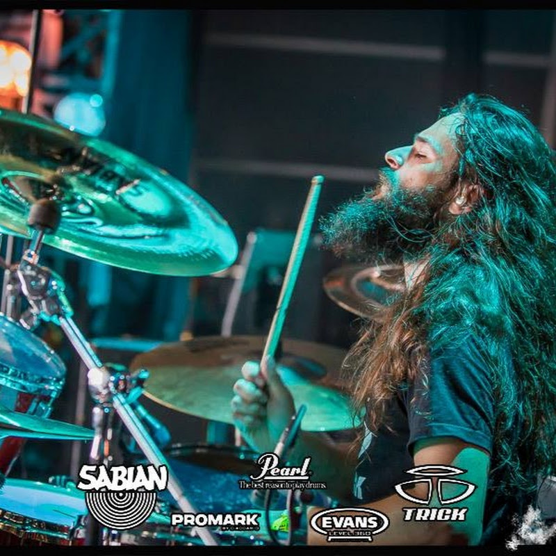 Kevin Paradis Drummer