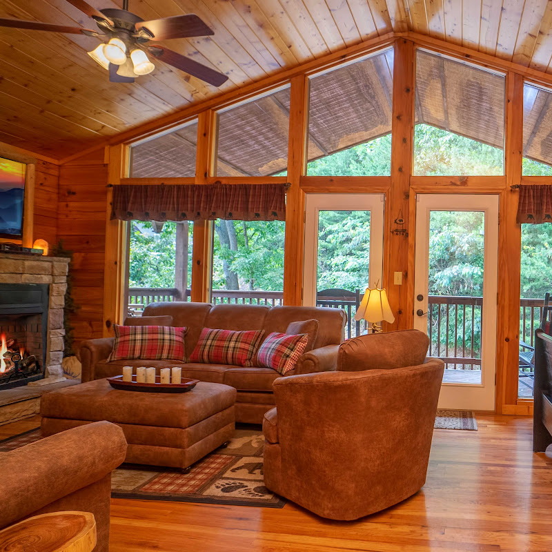 Comella Cabins